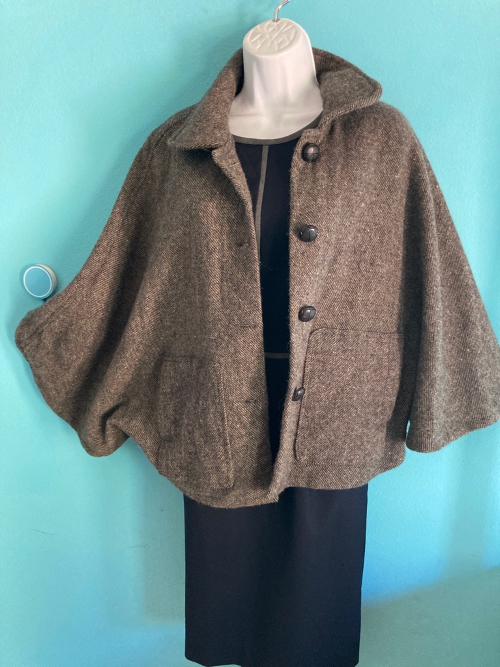 John Branigan Womens Cape Style Wool Tweed Jacket Made in Ireland One Size